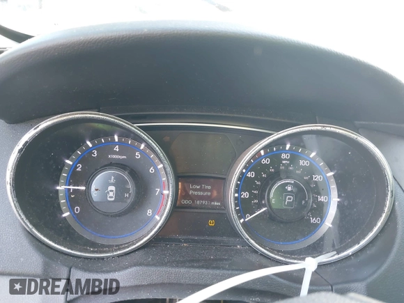 2014 Hyundai Sonata GLS with VIN 5NPEB4AC8EH921120, listed as a IAAI auction lot 41891370 with 187,931 mi miles and . Bid and sale history available at carsss.com. Image 7.