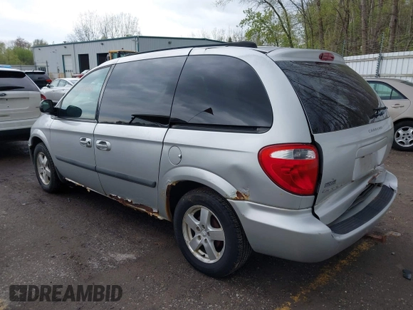 2005 Dodge Caravan SXT with VIN 1D4GP45R35B203472, listed as a IAAI auction lot 42198565 with 145,598 mi miles and . Bid and sale history available at carsss.com. Image 3.