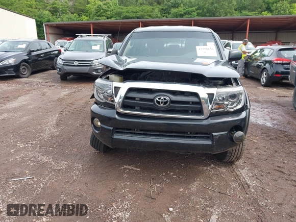 2005 Toyota Tacoma PreRunner с VIN 3TMJU62N15M004003, выставлен на аукционе IAAI как лот 42358836 с пробегом 310 440 миль миль и . История ставок и продаж доступна на DreamBid. Изображение 13.