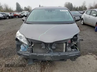 2019 Toyota Sienna LE Auto Access Seat with VIN 5TDKZ3DC1KS009648, listed as a Copart auction lot 88154995 with 68,417 mi miles and Salvage Title. Bid and sale history available at DreamBid. Image 5.