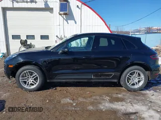 2017 Porsche Macan with VIN WP1AA2A59HLB04390, listed as a IAAI auction lot 41658069 with 72,111 mi miles and . Bid and sale history available at DreamBid. Image 15.