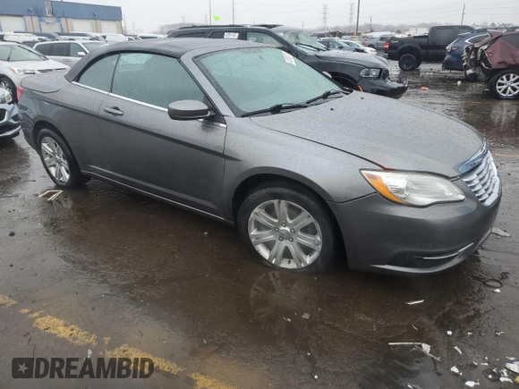 2011 Chrysler 200 Touring z VIN 1C3BC2EG1BN614034, wystawiony jako Copart lot #43150375 z przebiegiem 84 390 mil mil oraz Szkoda całkowita • Salvage title. Historia ofert i sprzedaży dostępna na DreamBid. Obrazek 4.