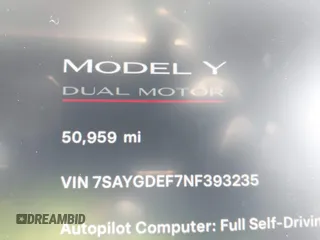 2022 Tesla Model Y Performance z VIN 7SAYGDEF7NF393235, wystawiony jako IAAI lot #42106027 z przebiegiem 50 959 mil mil oraz . Historia ofert i sprzedaży dostępna na DreamBid. Obrazek 15.