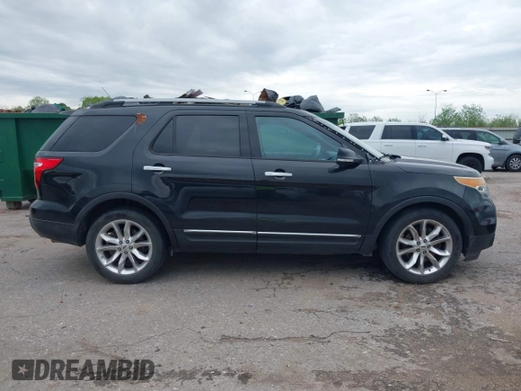 2014 Ford Explorer XLT with VIN 1FM5K7D86EGA68984, listed as a IAAI auction lot 41906742 with 145,292 mi miles and . Bid and sale history available at carsss.com. Image 13.