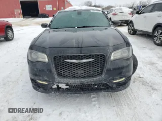 2017 Chrysler 300 S with VIN 2C3CCABG8HH569954, listed as a Copart auction lot 45172335 with 156,132 mi miles and Clean Title. Bid and sale history available at DreamBid. Image 5.