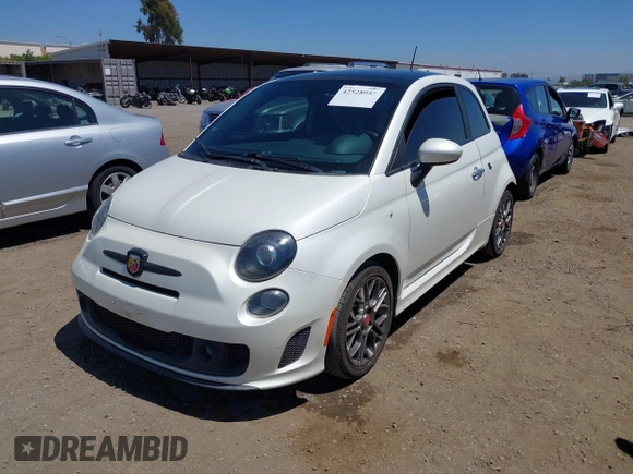 2016 FIAT 500 Abarth z VIN 3C3CFFFH9GT120926, wystawiony jako IAAI lot #42528081 z przebiegiem 98 271 mil mil oraz . Historia ofert i sprzedaży dostępna na DreamBid. Obrazek 17.