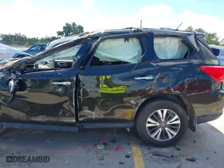 2017 Nissan Pathfinder SV with VIN 5N1DR2MN1HC688055, listed as a IAAI auction lot 40327852 with 118,701 mi miles. Bid and sale history available at carsss.com. Image 14.
