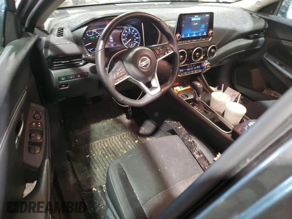 2023 Nissan Sentra SV z VIN 3N1AB8CV3PY316614, wystawiony jako Copart lot #56667655 z przebiegiem 14 864 mil mil oraz Szkoda całkowita • Salvage title. Historia ofert i sprzedaży dostępna na DreamBid. Obrazek 8.