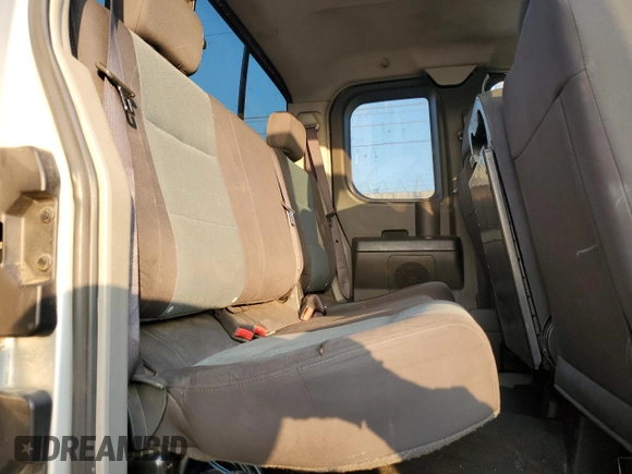 2004 Nissan Titan SE with VIN 1N6AA06A74N547323, listed as a Copart auction lot 41538275 with 220,407 mi miles and Clean Title. Bid and sale history available at carsss.com. Image 10.
