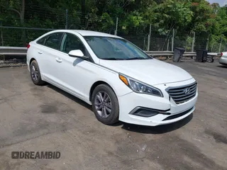 2016 Hyundai Sonata SE z VIN 5NPE24AF4GH307341, wystawiony jako IAAI lot #42279282 z przebiegiem 108 491 mil mil oraz . Historia ofert i sprzedaży dostępna na DreamBid. Obrazek 1.