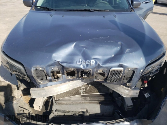2020 Jeep Cherokee Latitude Plus with VIN 1C4PJLLB8LD556256, listed as a Copart auction lot 45321825 with 113,805 mi miles and Salvage Title. Bid and sale history available at carsss.com. Image 12.