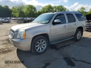 2009 GMC Yukon Denali z VIN 1GKFK03229R283189, wystawiony jako Copart lot #58702855 z przebiegiem 212 195 mil mil oraz Czysty tytuł • Clean title. Historia ofert i sprzedaży dostępna na DreamBid. Obrazek 1.