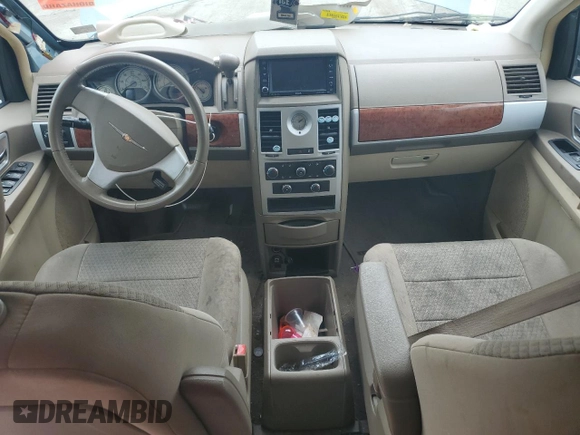 2009 Chrysler Town & Country Touring with VIN 2A8HR54189R536361, listed as a Copart auction lot 63586614 with 90,202 mi miles and Salvage Title. Bid and sale history available at DreamBid. Image 8.