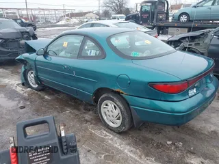 1998 Ford Escort z VIN 3FALP1137WR145199, wystawiony jako IAAI lot #41677279 z przebiegiem 92 232 mil mil oraz . Historia ofert i sprzedaży dostępna na DreamBid. Obrazek 3.