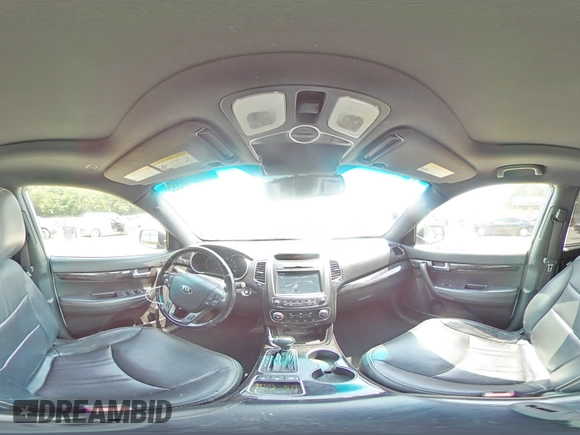 2014 Kia Sorento SX Limited with VIN 5XYKW4A73EG462709, listed as a Copart auction lot 60546595 with 228,673 mi miles and Salvage title. Bid and sale history available at DreamBid. Image 15.