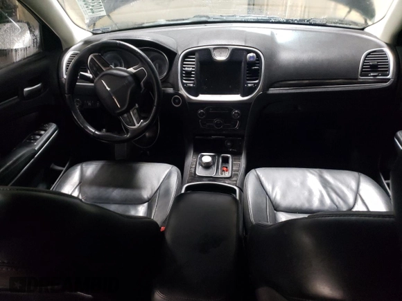 2015 Chrysler 300 Limited with VIN 2C3CCARG9FH810889, listed as a Copart auction lot 44935415 with 163,581 mi miles and Salvage Title. Bid and sale history available at carsss.com. Image 8.
