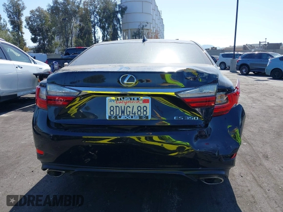 2018 Lexus ES 350 z VIN 58ABK1GGXJU098576, wystawiony jako IAAI lot #42268560 z przebiegiem 116 378 mil mil oraz . Historia ofert i sprzedaży dostępna na DreamBid. Obrazek 16.