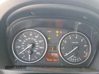 2011 BMW 3 Series 328i с VIN WBAPH7G58BNN02825, выставлен на аукционе Copart как лот 60466725 с пробегом 149 393 миль миль и Чистый • Clean title. История ставок и продаж доступна на DreamBid. Изображение 9.