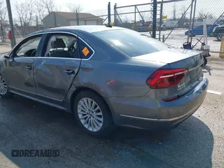2017 Volkswagen Passat SE with VIN 1VWBT7A36HC039748, listed as a IAAI auction lot 41915674 with 57,012 mi miles and . Bid and sale history available at DreamBid. Image 3.