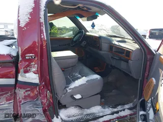 1995 Dodge Ram 1500 with VIN 1B7HC16Y4SS360800, listed as a IAAI auction lot 41633081 with 123,139 mi miles. Bid and sale history available at carsss.com. Image 5.