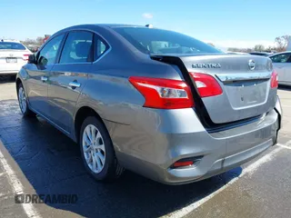 2019 Nissan Sentra SV with VIN 3N1AB7AP5KL615302, listed as a IAAI auction lot 41811468 with 114,548 mi miles and . Bid and sale history available at carsss.com. Image 3.