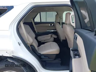 2024 Ford Explorer XLT z VIN 1FMSK7DH5RGA84098, wystawiony jako IAAI lot #42106185 z przebiegiem 9836 mil mil oraz . Historia ofert i sprzedaży dostępna na DreamBid. Obrazek 8.