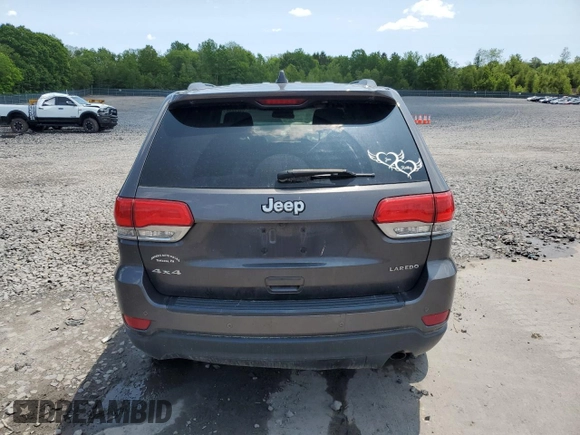 2019 Jeep Grand Cherokee Laredo E z VIN 1C4RJFAG4KC636067, wystawiony jako Copart lot #59232885 z przebiegiem Nie podano mil oraz Szkoda całkowita • Salvage title. Historia ofert i sprzedaży dostępna na DreamBid. Obrazek 6.