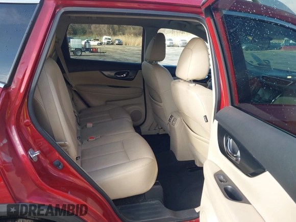 2016 Nissan Rogue SV with VIN KNMAT2MV3GP676246, listed as a IAAI auction lot 41915146 with 288,704 mi miles. Bid and sale history available at carsss.com. Image 8.