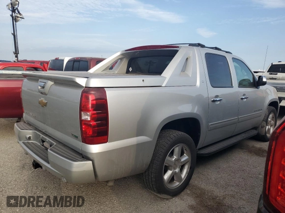 2011 Chevrolet Avalanche LT with VIN 3GNTKFE39BG212639, listed as a Copart auction lot 76450714 with 0 mi miles and Salvage Title. Bid and sale history available at carsss.com. Image 3.