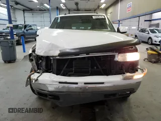2004 Chevrolet Suburban Z71 with VIN 3GNFK16ZX4G119022, listed as a Copart auction lot 43548145 with 174,143 mi miles and Salvage Title. Bid and sale history available at carsss.com. Image 5.