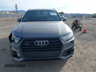 2017 Audi Q7 Prestige with VIN WA1VAAF79HD057566, listed as a IAAI auction lot 41172824 with 108,566 mi miles. Bid and sale history available at carsss.com. Image 12.