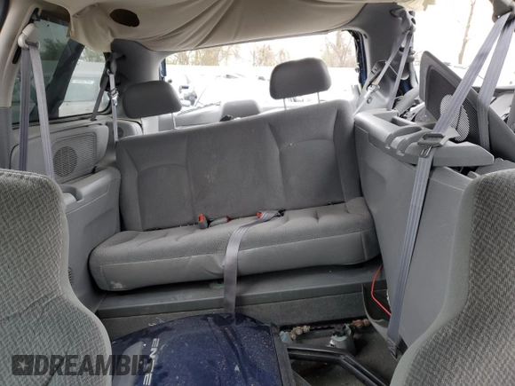 2005 Dodge Caravan SE z VIN 1D4GP24R65B225570, wystawiony jako Copart lot #87389614 z przebiegiem 61 392 mil mil oraz Szkoda całkowita • Salvage title. Historia ofert i sprzedaży dostępna na DreamBid. Obrazek 10.