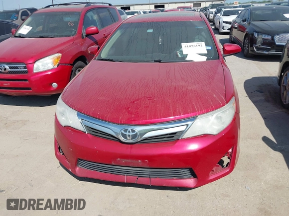 2014 Toyota Camry SE with VIN 4T1BK1FK8EU547143, listed as a IAAI auction lot 41876192 with 209,535 mi miles. Bid and sale history available at carsss.com. Image 6.