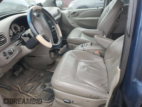 2001 Chrysler Town & Country LXi with VIN 2C8GP54L61R406351, listed as a Copart auction lot 44060465 with 251,921 mi miles and Salvage Title. Bid and sale history available at DreamBid. Image 7.
