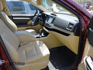 2015 Toyota Highlander XLE z VIN 5TDJKRFH3FS200862, wystawiony jako IAAI lot #42435728 z przebiegiem 100 821 mil mil oraz . Historia ofert i sprzedaży dostępna na DreamBid. Obrazek 5.