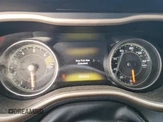 2018 Jeep Cherokee Limited z VIN 1C4PJLDB2JD580547, wystawiony jako Copart lot #77340224 z przebiegiem 157 030 mil mil oraz Szkoda całkowita • Salvage title. Historia ofert i sprzedaży dostępna na DreamBid. Obrazek 9.