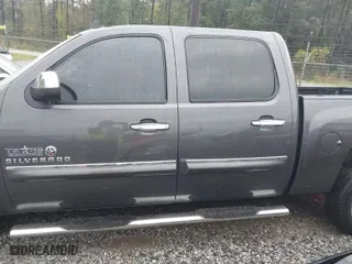 2010 Chevrolet Silverado 1500 LT with VIN 3GCRCSE00AG209285, listed as a IAAI auction lot 41772604 with 1 mi miles. Bid and sale history available at carsss.com. Image 15.