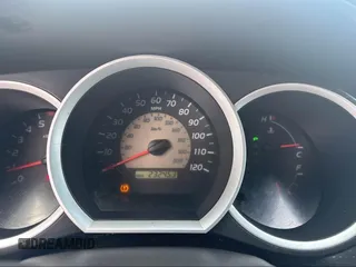 2010 Toyota Tacoma with VIN 5TEMU4FN9AZ700195, listed as a IAAI auction lot 42292106 with 232,453 mi miles and . Bid and sale history available at DreamBid. Image 7.