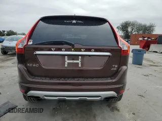 2017 Volvo XC60 Dynamic z VIN YV440MRR3H2040242, wystawiony jako Copart lot #88338485 z przebiegiem 385 mil mil oraz Nie do naprawy • Non repairable. Historia ofert i sprzedaży dostępna na DreamBid. Obrazek 6.