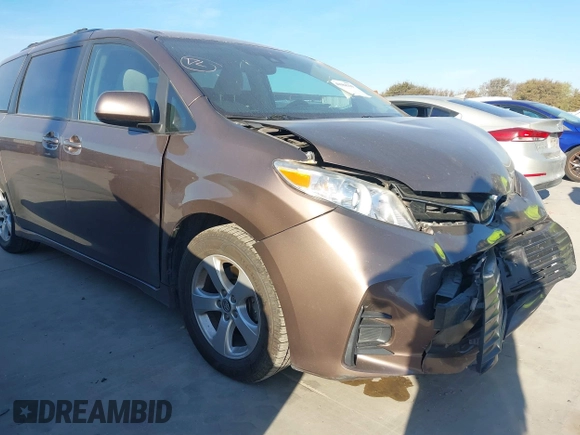 2019 Toyota Sienna LE Auto Access Seat with VIN 5TDKZ3DC6KS011038, listed as a IAAI auction lot 40988399 with 107,175 mi miles and . Bid and sale history available at DreamBid. Image 17.