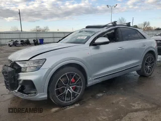2023 Audi Q8 Prestige z VIN WA1FVBF10PD015649, wystawiony jako Copart lot #42823755 z przebiegiem 15 140 mil mil oraz Nie do naprawy • Non repairable. Historia ofert i sprzedaży dostępna na DreamBid. Obrazek 1.