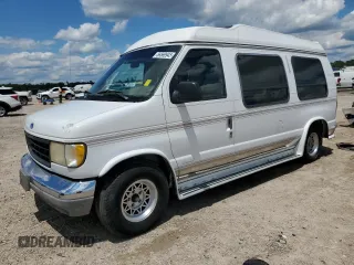 1993 Ford Econoline Cargo with VIN 1FDEE14H5PHB70777, listed as a Copart auction lot 56569945 with 136,397 mi miles and Clean title. Bid and sale history available at DreamBid. Image 1.