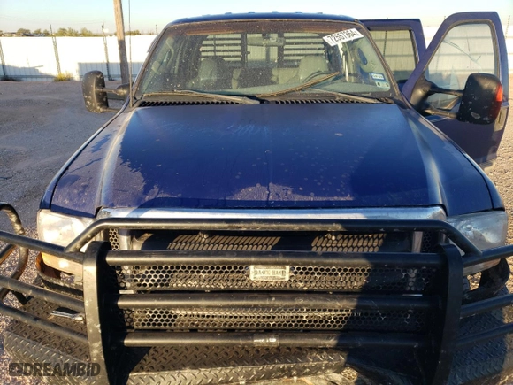 2003 Ford Super Duty F-250 XL with VIN 1FTNW21F23EB21526, listed as a Copart auction lot 72557364 with 0 mi miles and Salvage Title. Bid and sale history available at carsss.com. Image 12.