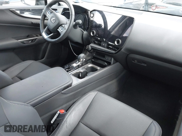 2025 Lexus NX 350 Premium с VIN 2T2GGCEZ9SC080938, выставлен на аукционе IAAI как лот 42255649 с пробегом 3 064 миль миль и . История ставок и продаж доступна на DreamBid. Изображение 5.