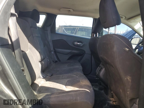 2016 Jeep Cherokee 75th Anniversary z VIN 1C4PJLCB6GW164919, wystawiony jako Copart lot #48979095 z przebiegiem 202 880 mil mil oraz Szkoda całkowita • Salvage title. Historia ofert i sprzedaży dostępna na DreamBid. Obrazek 11.