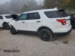 2016 Ford Utility Police Interceptor with VIN 1FM5K8AR1GGA62743, listed as a Copart auction lot 85338674 with 0 mi miles and Clean Title. Bid and sale history available at carsss.com. Image 2.
