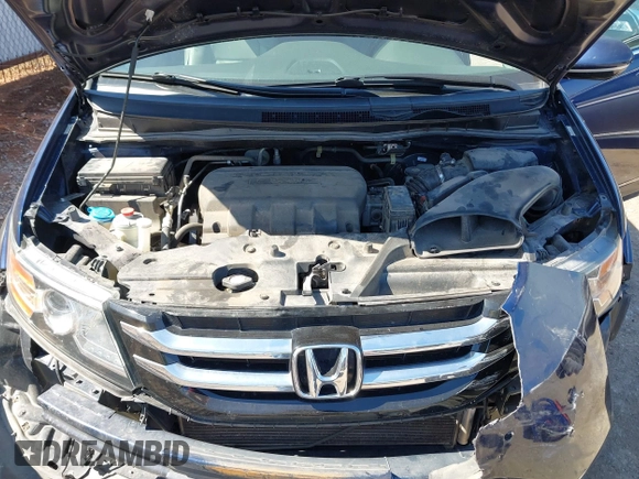 2016 Honda Odyssey Touring Elite with VIN 5FNRL5H92GB018400, listed as a IAAI auction lot 41786969 with 155,610 mi miles. Bid and sale history available at carsss.com. Image 10.