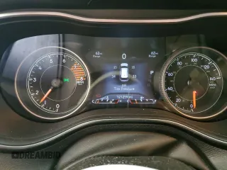 2019 Jeep Cherokee Trailhawk with VIN 1C4PJMBX1KD456551, listed as a Copart auction lot 58576065 with 121,259 mi miles and Salvage title. Bid and sale history available at DreamBid. Image 9.