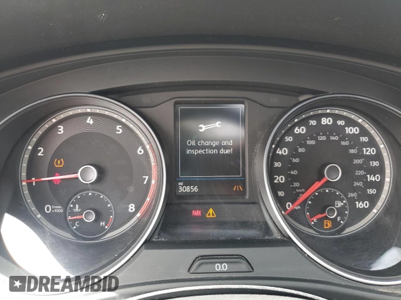 2018 Volkswagen Atlas SEL with VIN 1V2MR2CA1JC593521, listed as a Copart auction lot 63039695 with 30,856 mi miles and Salvage title. Bid and sale history available at DreamBid. Image 9.