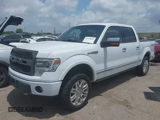 2009 Ford F-150 XL z VIN 1FTPW14V69FA31112, wystawiony jako IAAI lot #42140682 z przebiegiem 263 736 mil mil oraz . Historia ofert i sprzedaży dostępna na DreamBid. Obrazek 17.